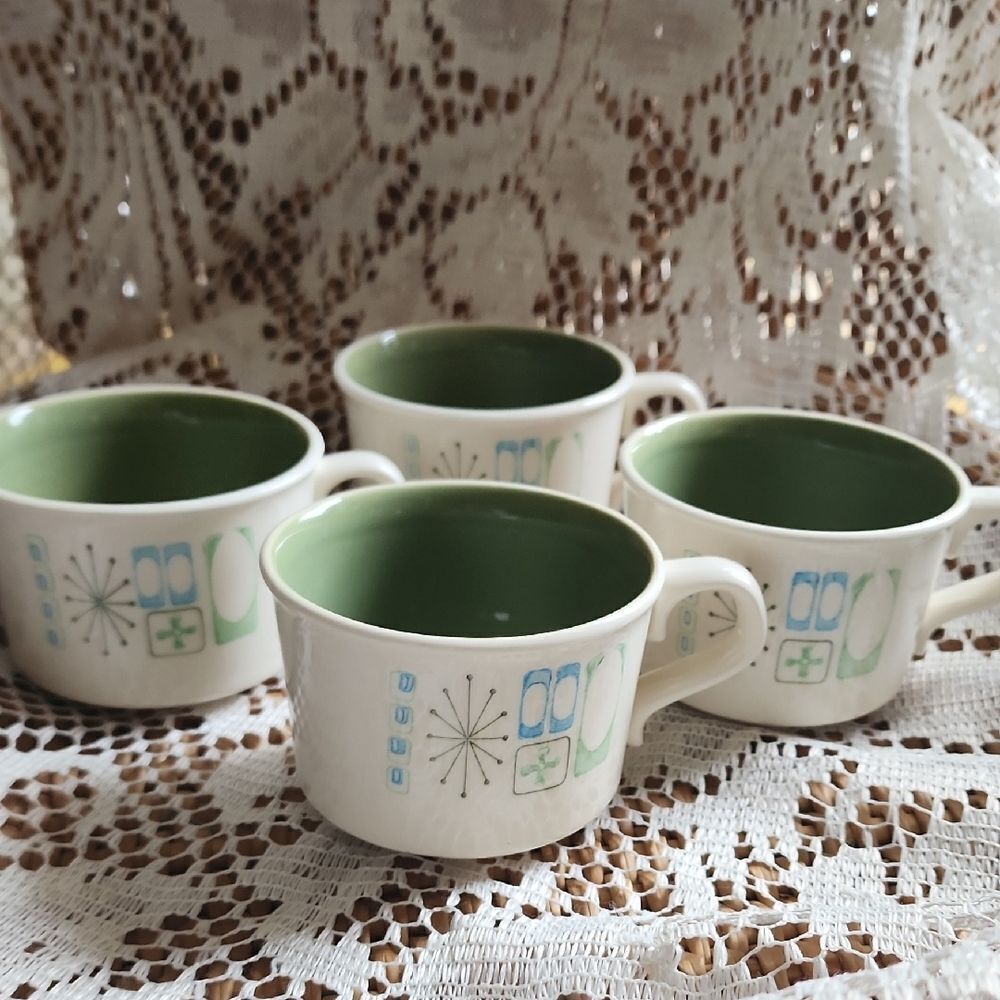 Vtg MCM Set Of 4 Cathay Atomic Starburst Pattern Coffee Mugs